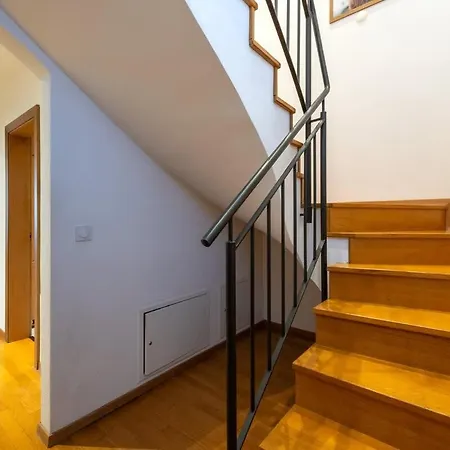 Apartman Duplex Cosy Appt, Location *