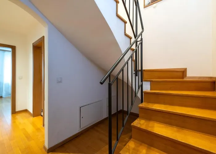 Apartman Duplex Cosy Appt, Location *